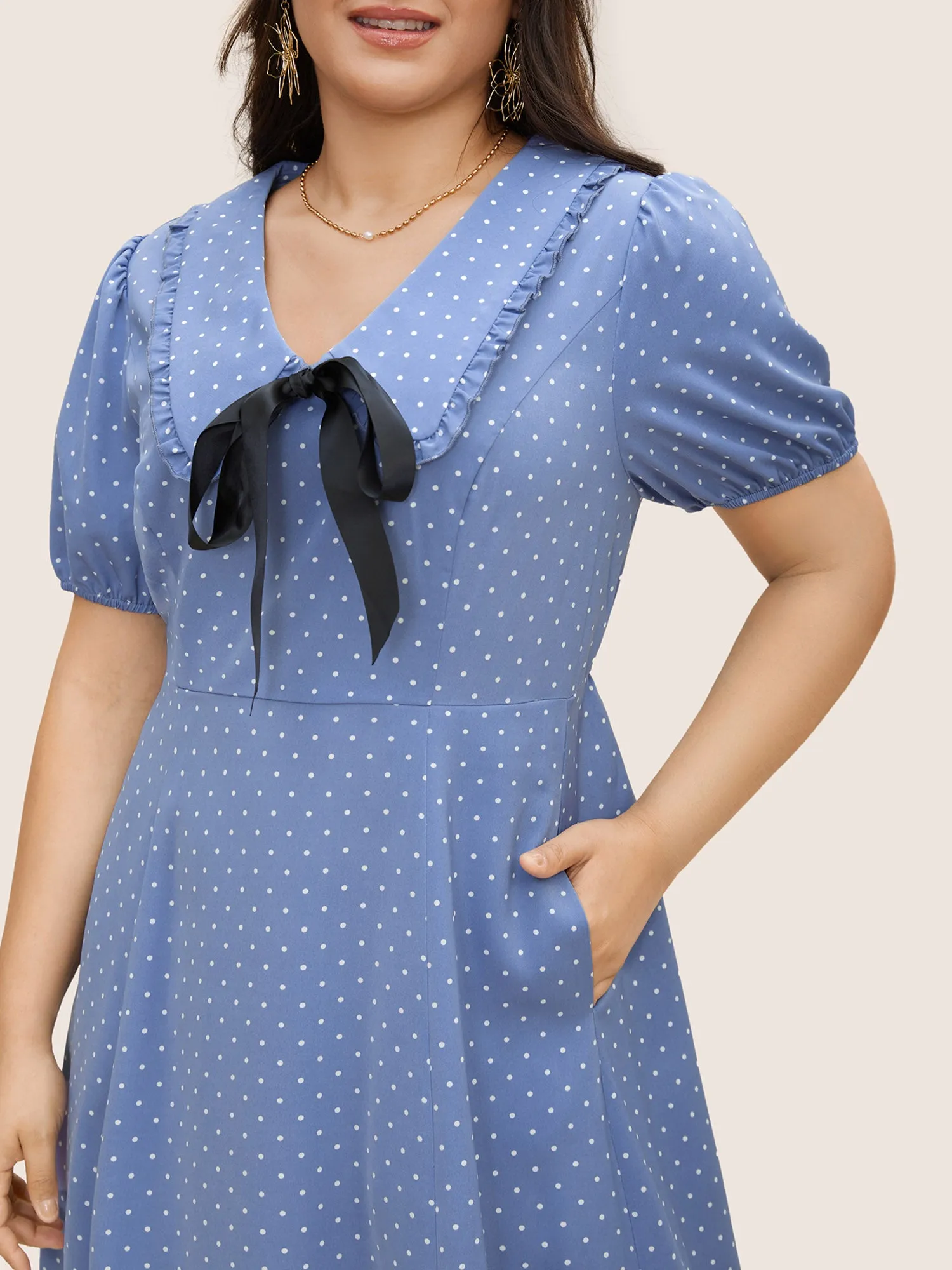 Collared Detachable Bow Midi Dress sold by Bloomchic product image thumbnail 4