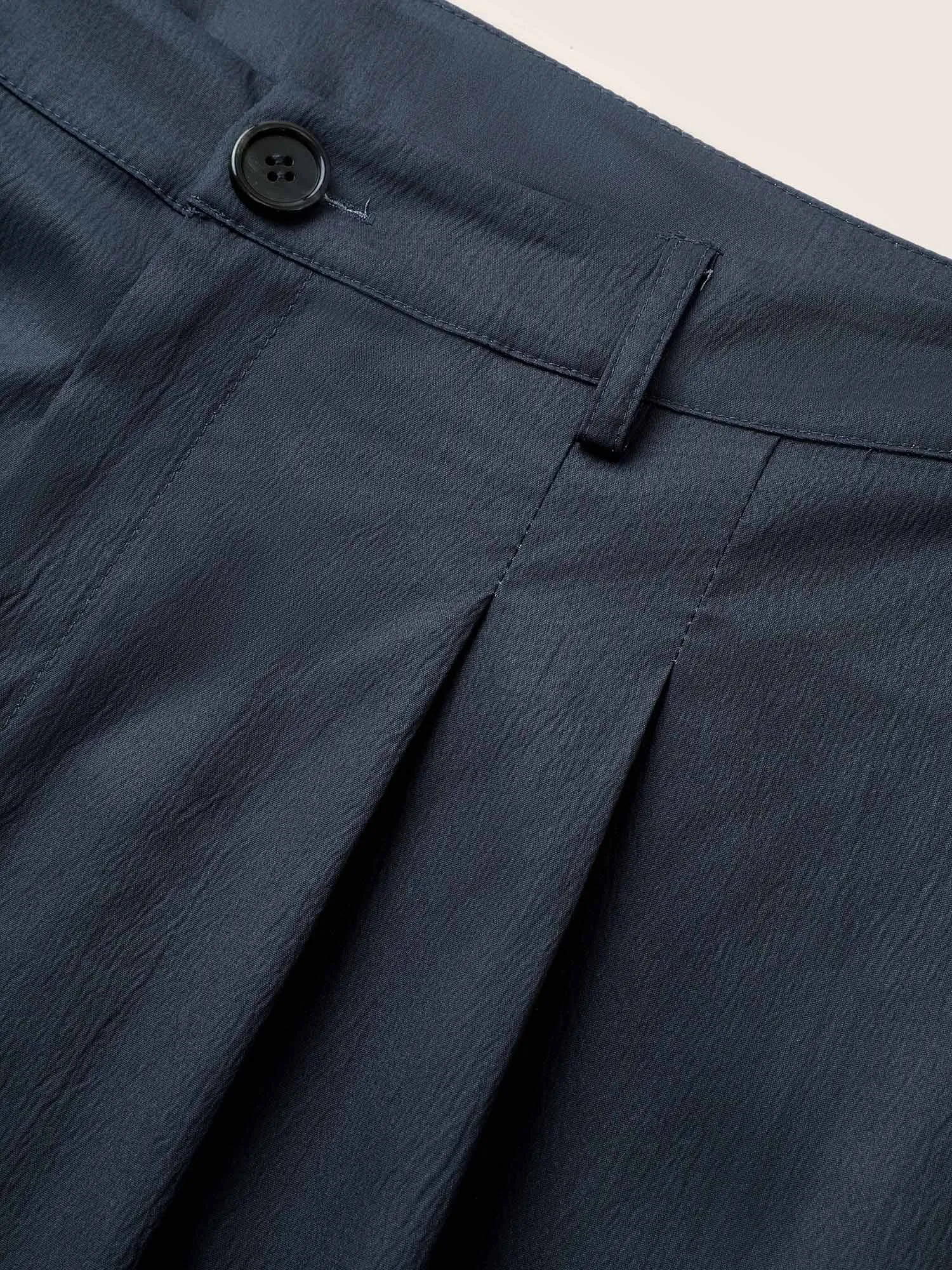 Ombre Pleated High Rise Straight Leg Pants sold by Bloomchic product image thumbnail 5