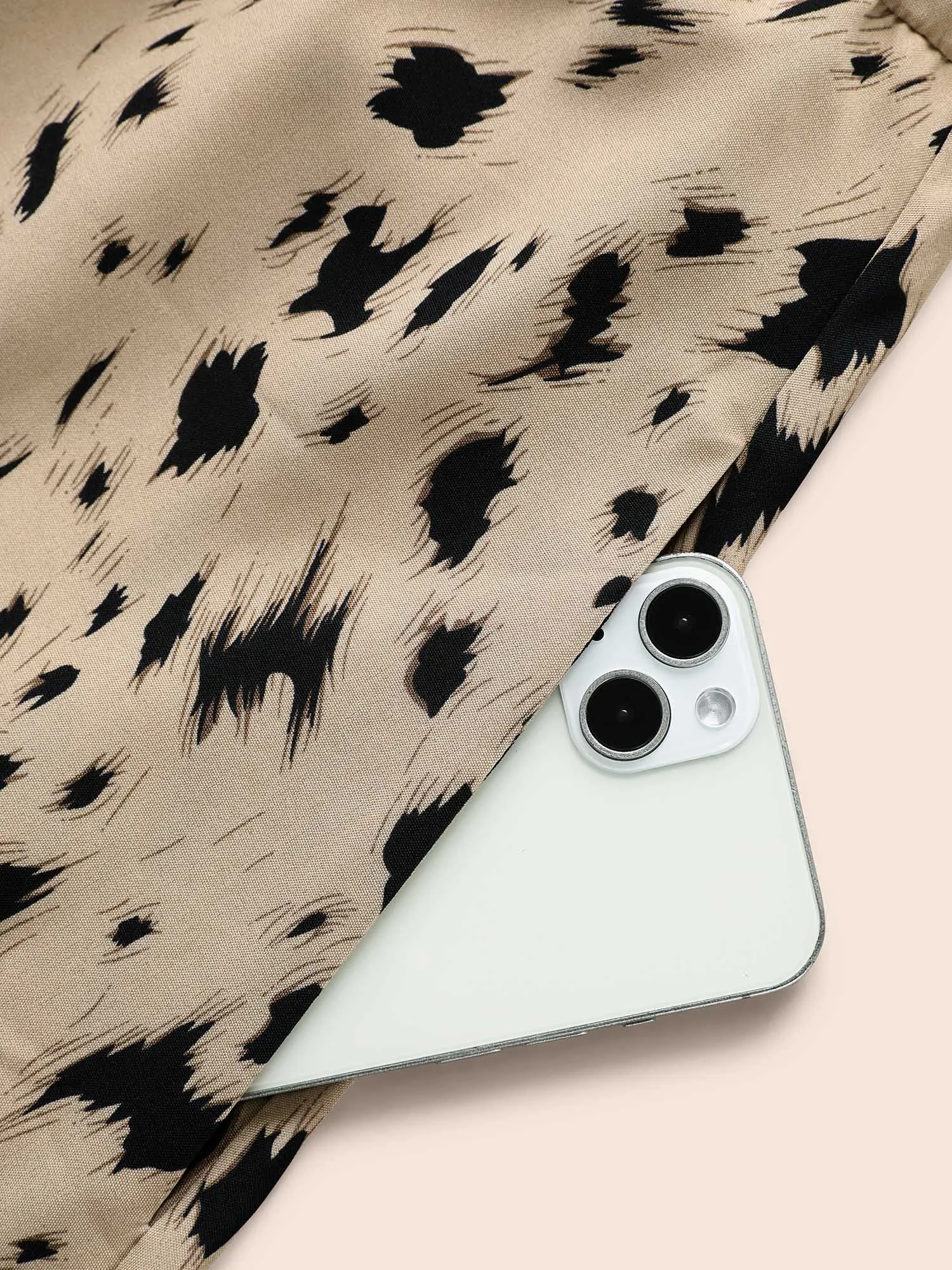 Leopard Print Contrast Trim Dolman Sleeve Dress sold by Bloomchic product image thumbnail 5