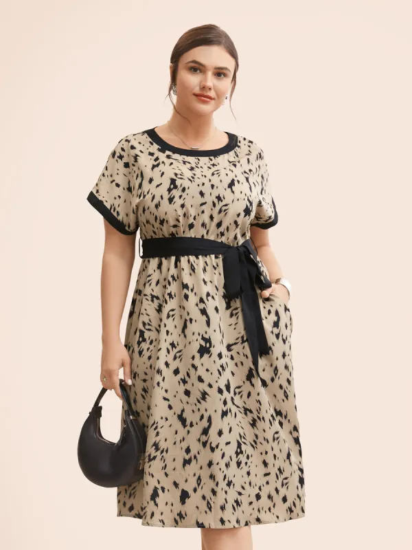 Leopard Print Contrast Trim Dolman Sleeve Dress sold by Bloomchic