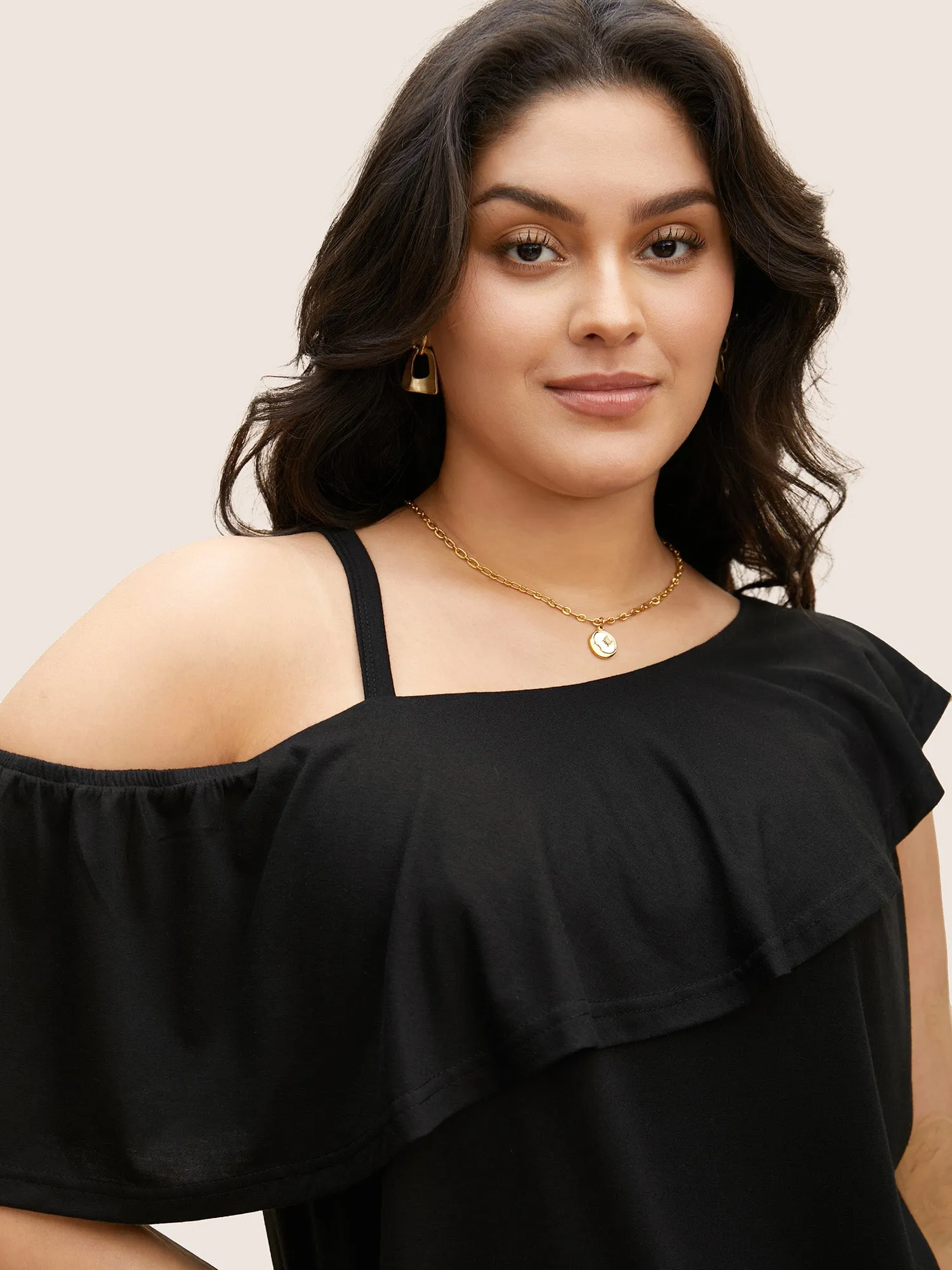 One Shoulder Solid Ruffle Trim T-shirt sold by Bloomchic product image thumbnail 5