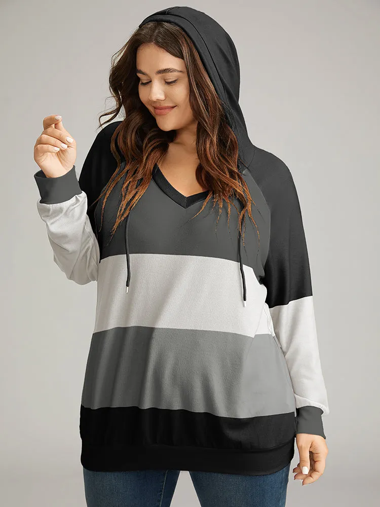 Colorblock Contrast Hooded Drawstring Sweatshirt sold by Bloomchic product image thumbnail 5