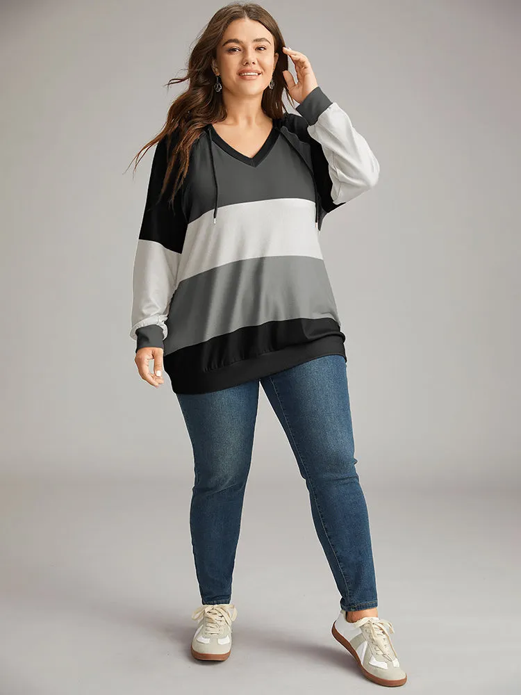 Colorblock Contrast Hooded Drawstring Sweatshirt sold by Bloomchic product image thumbnail 4