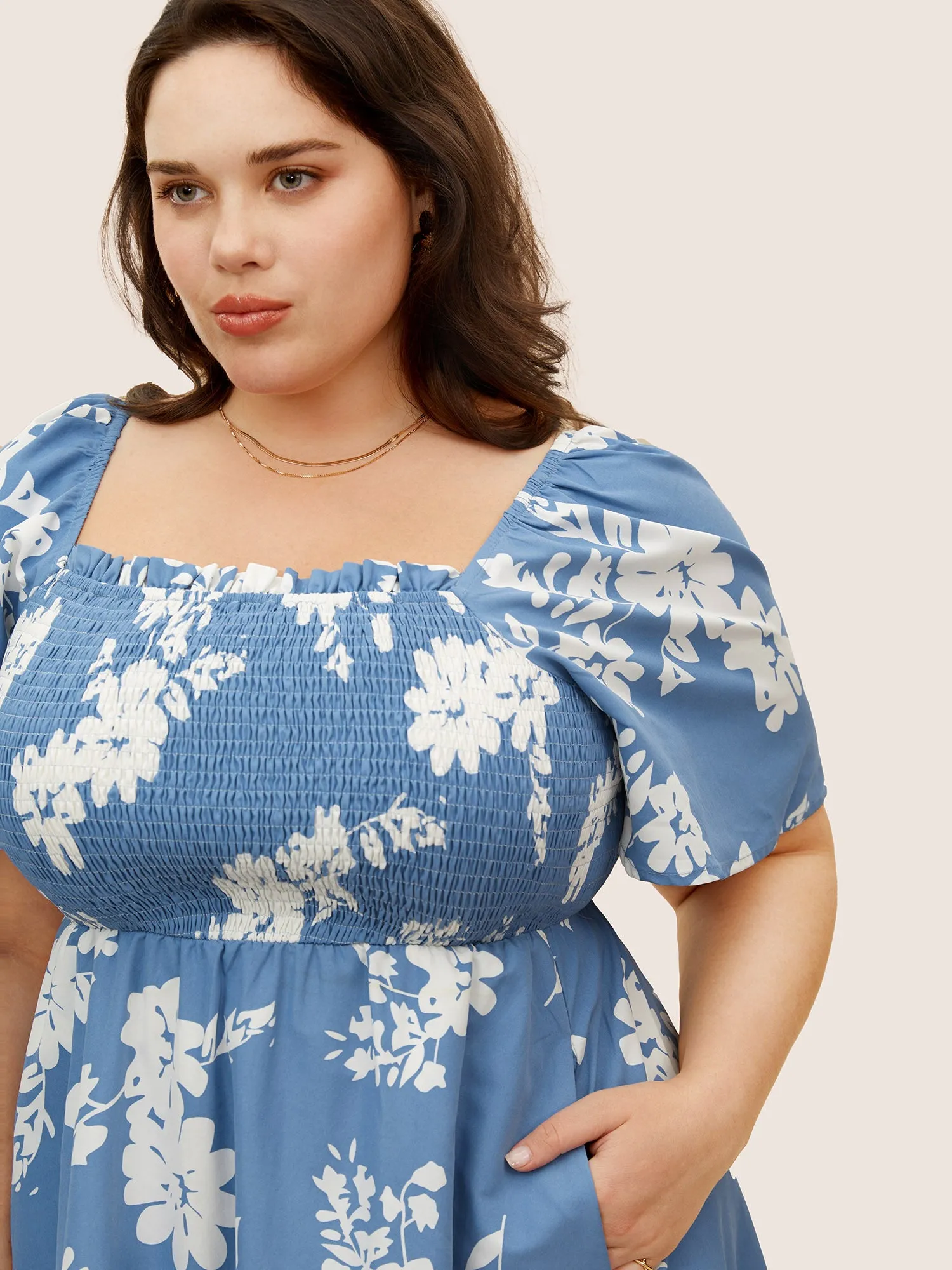 Silhouette Floral Print Shirred Square Neck Dress sold by Bloomchic product image thumbnail 4