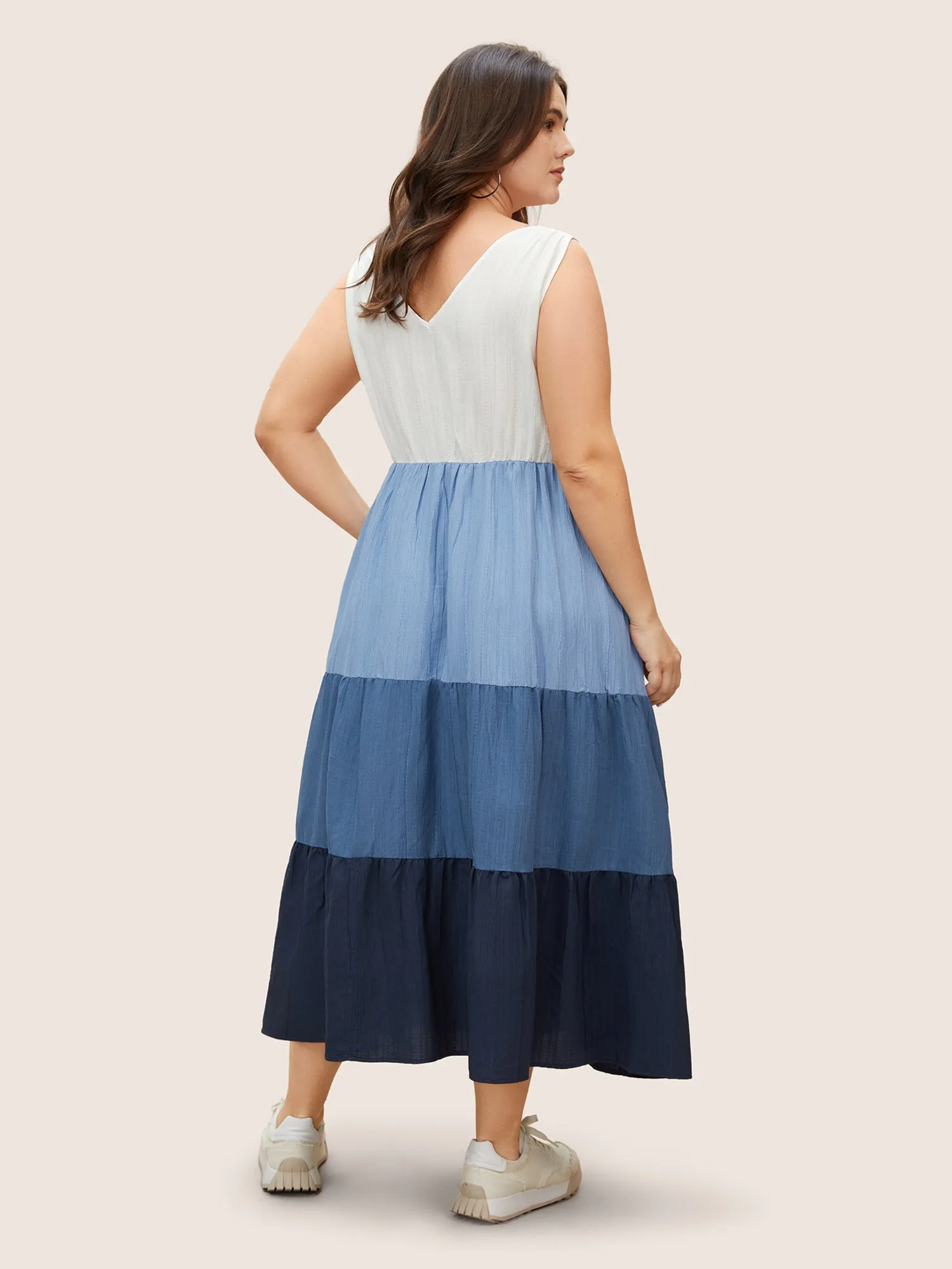 Colorblock Contrast Ruffle Layered Hem Dress sold by Bloomchic product image thumbnail 4