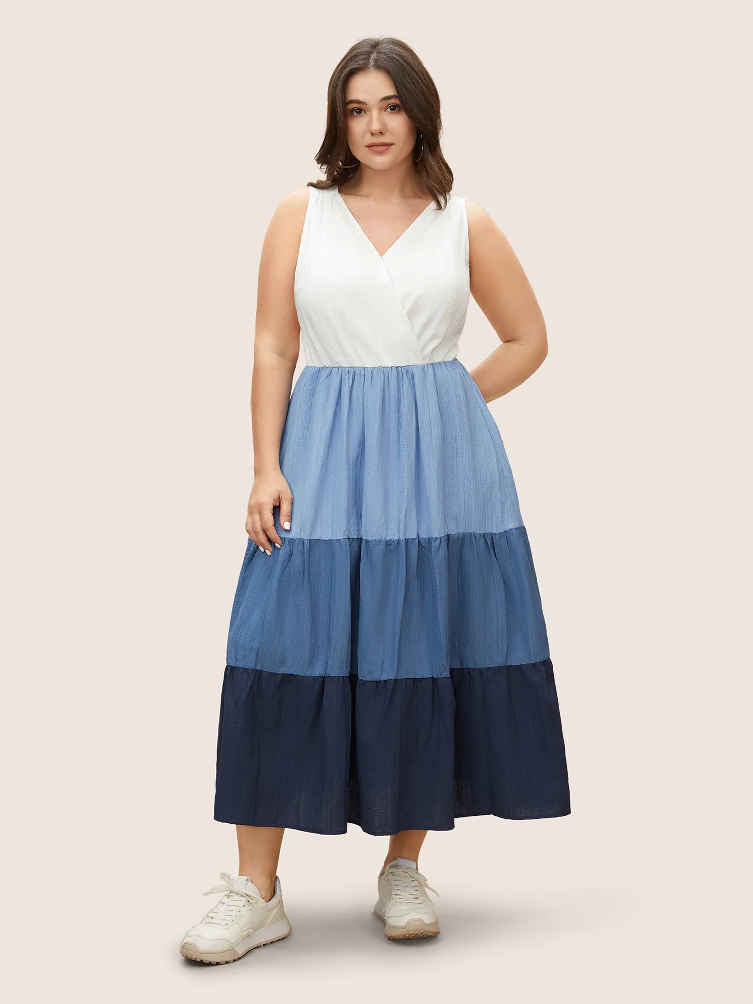 Colorblock Contrast Ruffle Layered Hem Dress sold by Bloomchic product image thumbnail 3