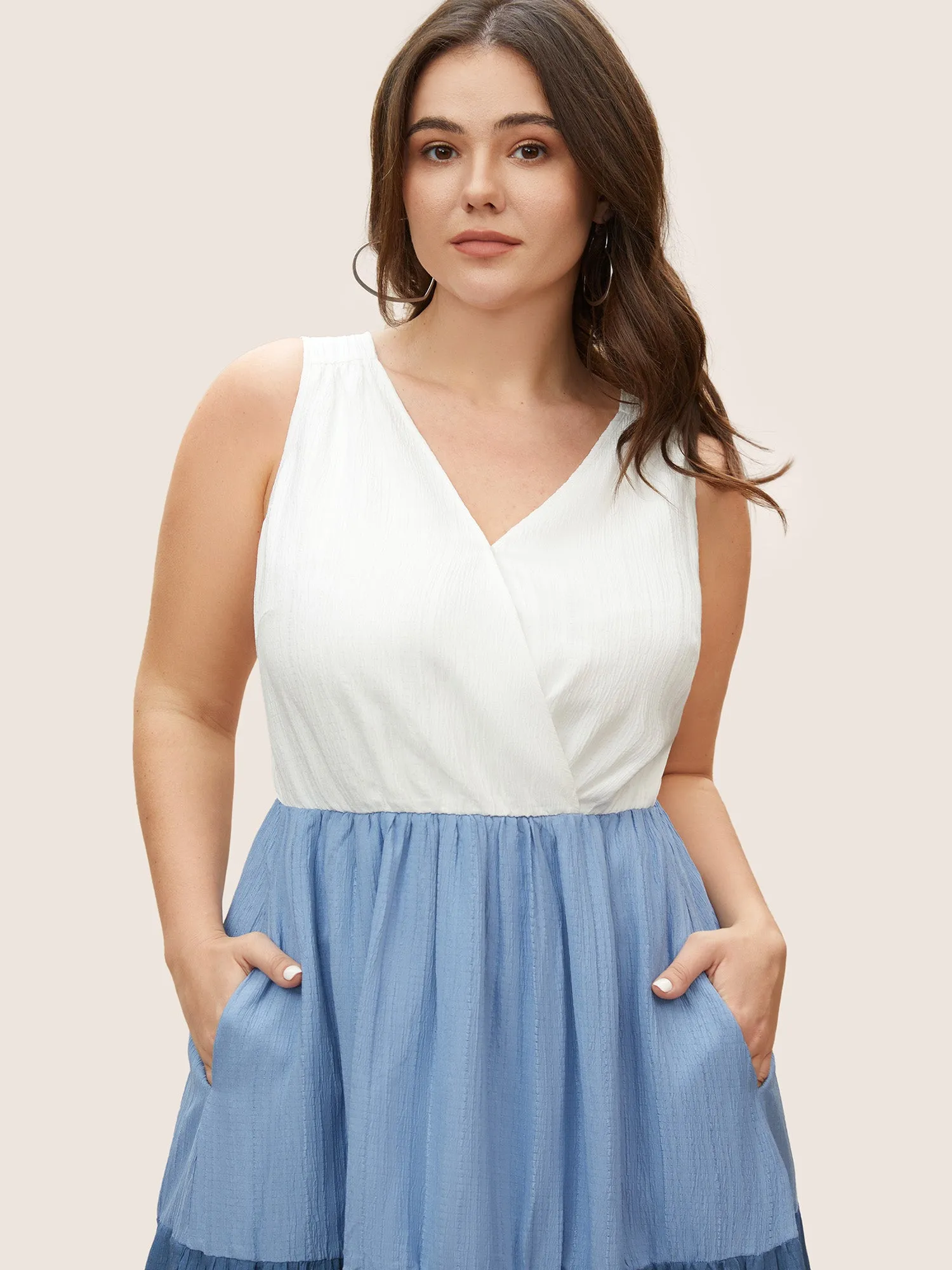 Colorblock Contrast Ruffle Layered Hem Dress sold by Bloomchic product image thumbnail 2