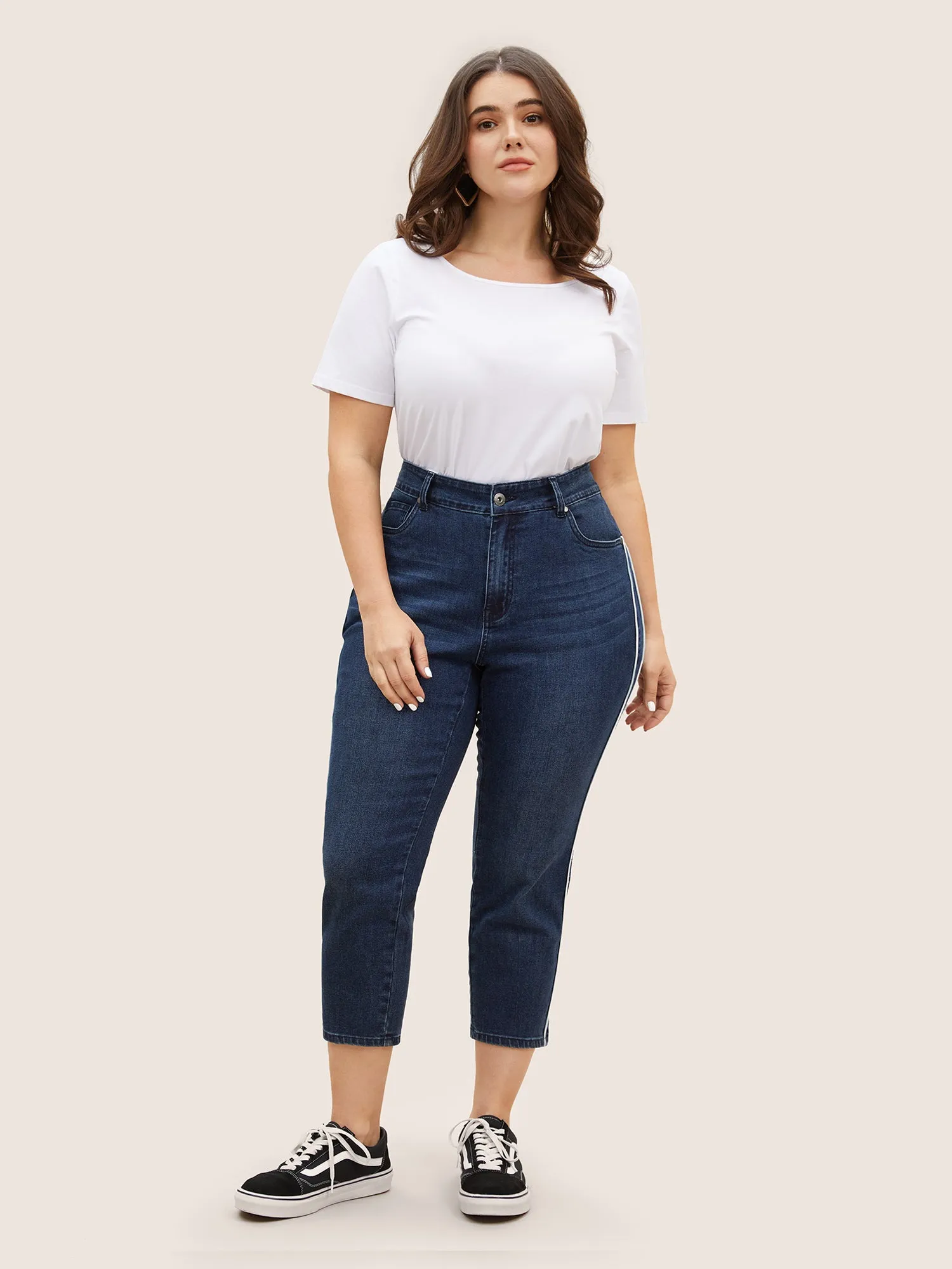 Basics Contrast Trim Skinny Jeans sold by Bloomchic product image thumbnail 2