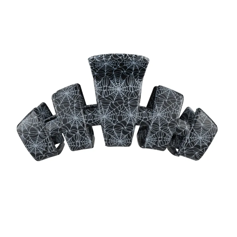 Classic Webbed Medium Hair Clip sold by TELETIES