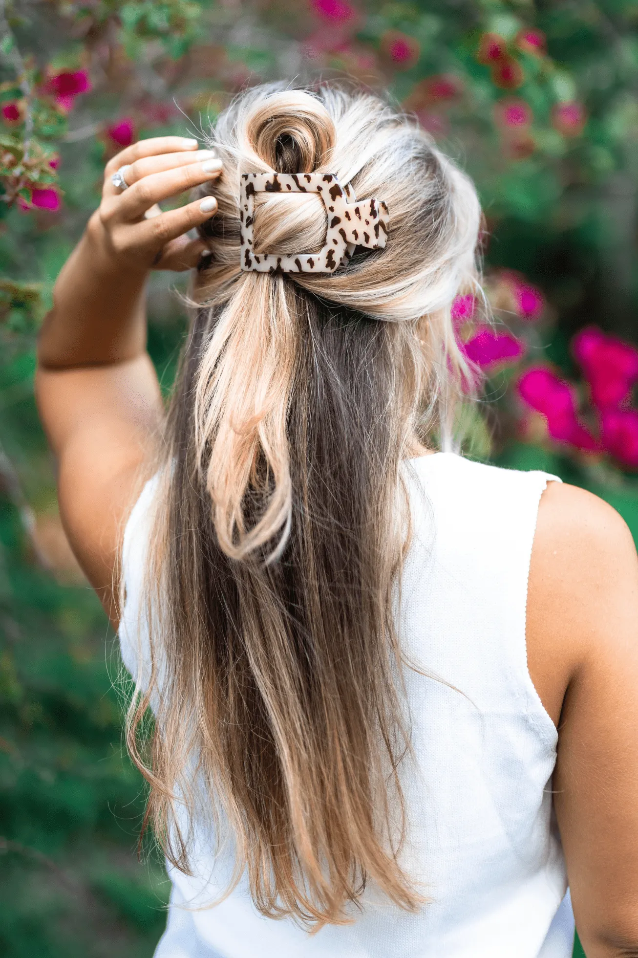 Blonde Tortoise Large Flat Square Hair Clip sold by TELETIES product image thumbnail 4