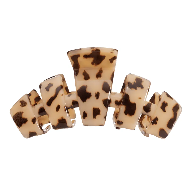 Classic Blonde Tortoise Large Claw Hair Clip sold by TELETIES
