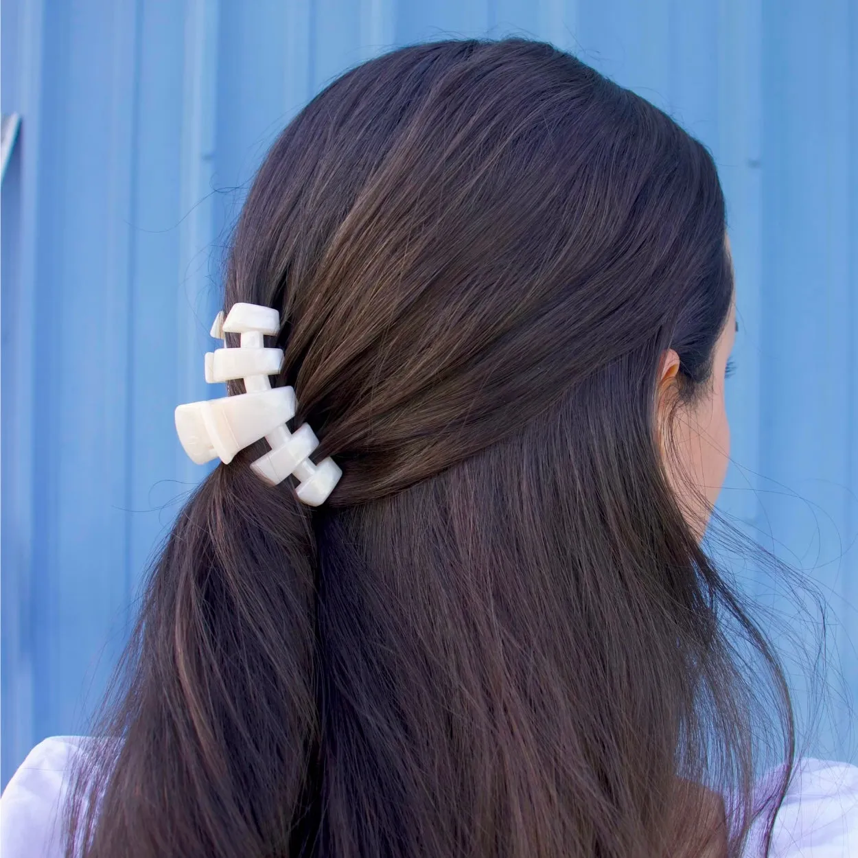 Classic Soft Surf Small Hair Clip sold by TELETIES product image thumbnail 3