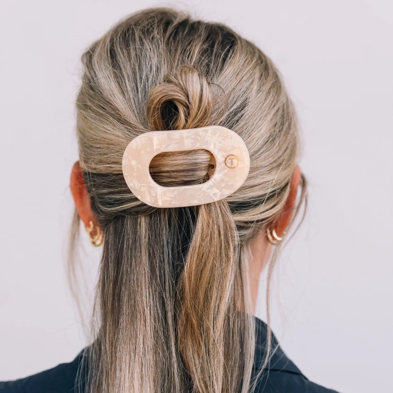 Soft Surf Small Flat Round Hair Clip sold by TELETIES product image thumbnail 4