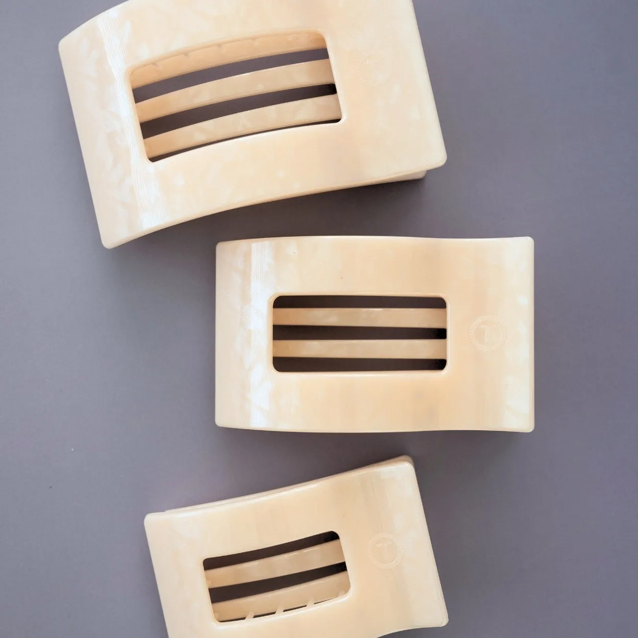 Soft Surf Medium Flat Rectangle Hair Clip sold by TELETIES product image thumbnail 5
