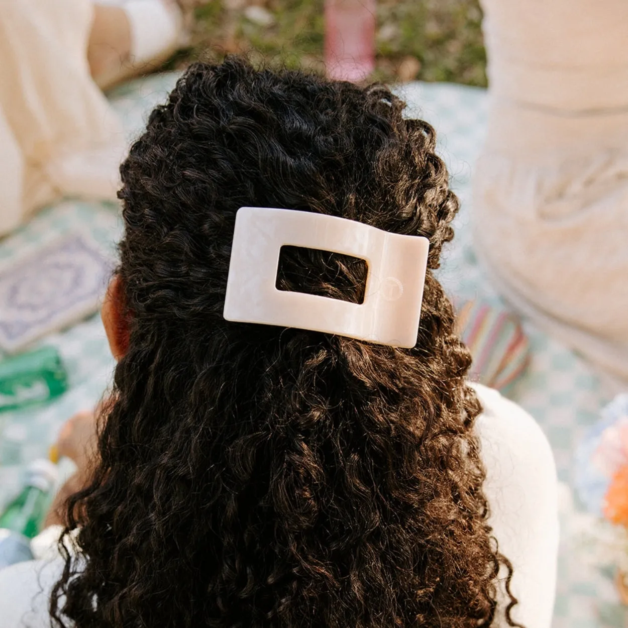 Soft Surf Medium Flat Rectangle Hair Clip sold by TELETIES product image thumbnail 4