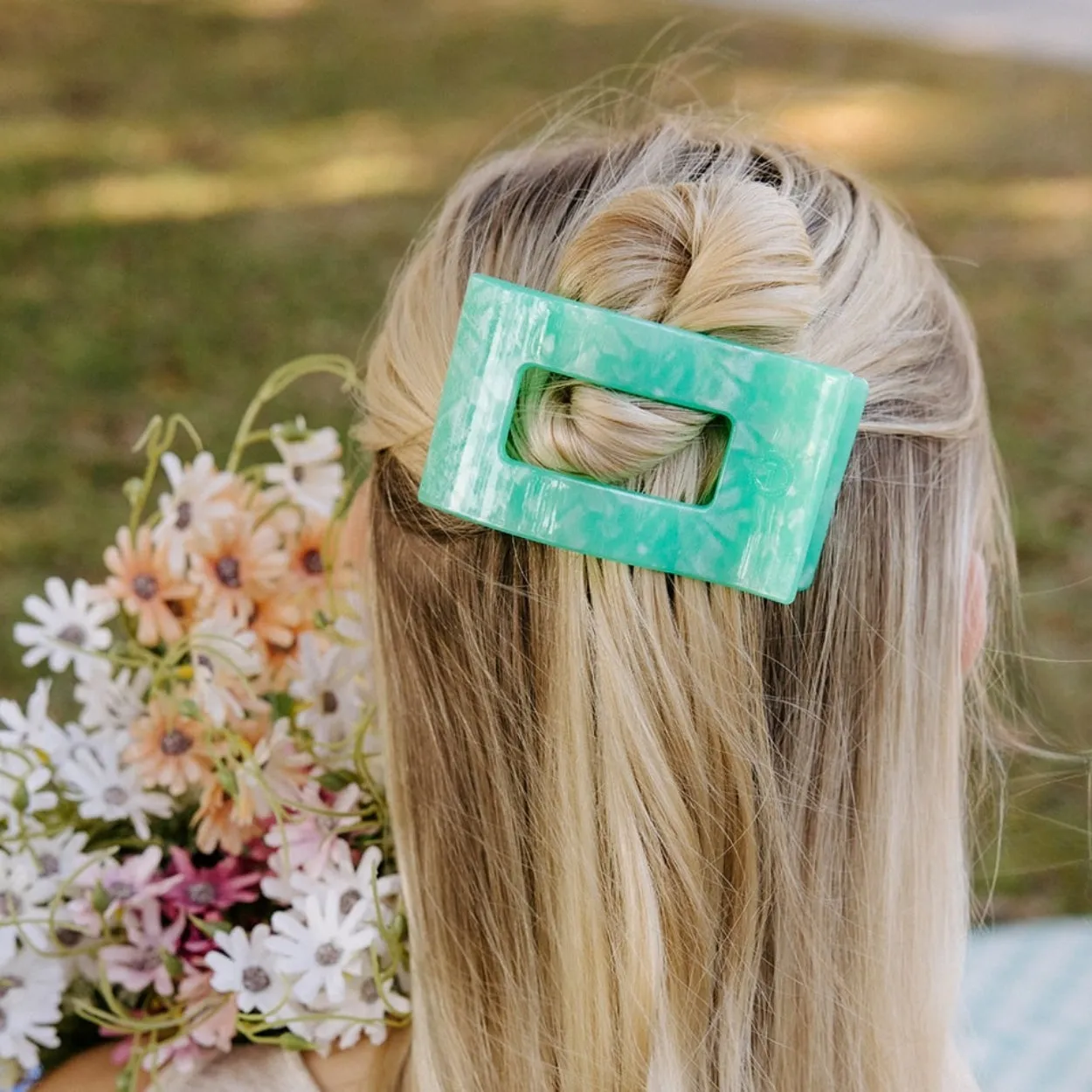 Spring Splash Medium Flat Rectangle Hair Clip sold by TELETIES product image thumbnail 4