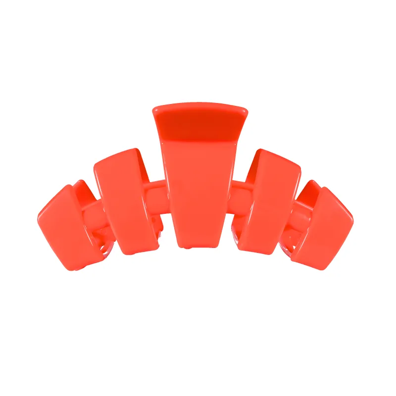 Classic Darty Medium Claw Clip sold by TELETIES