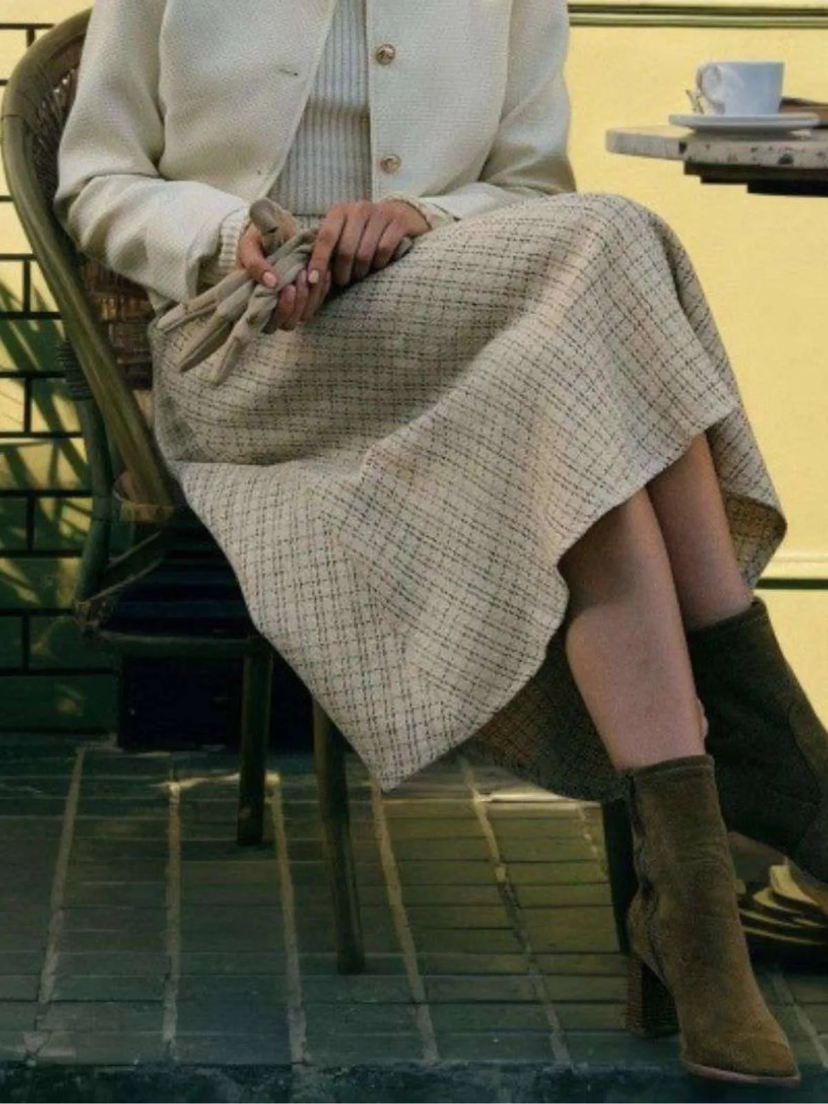 Beige 1940s Pearl Button Plaid Tweed A-Line Skirt sold by Retro Stage product image thumbnail 4