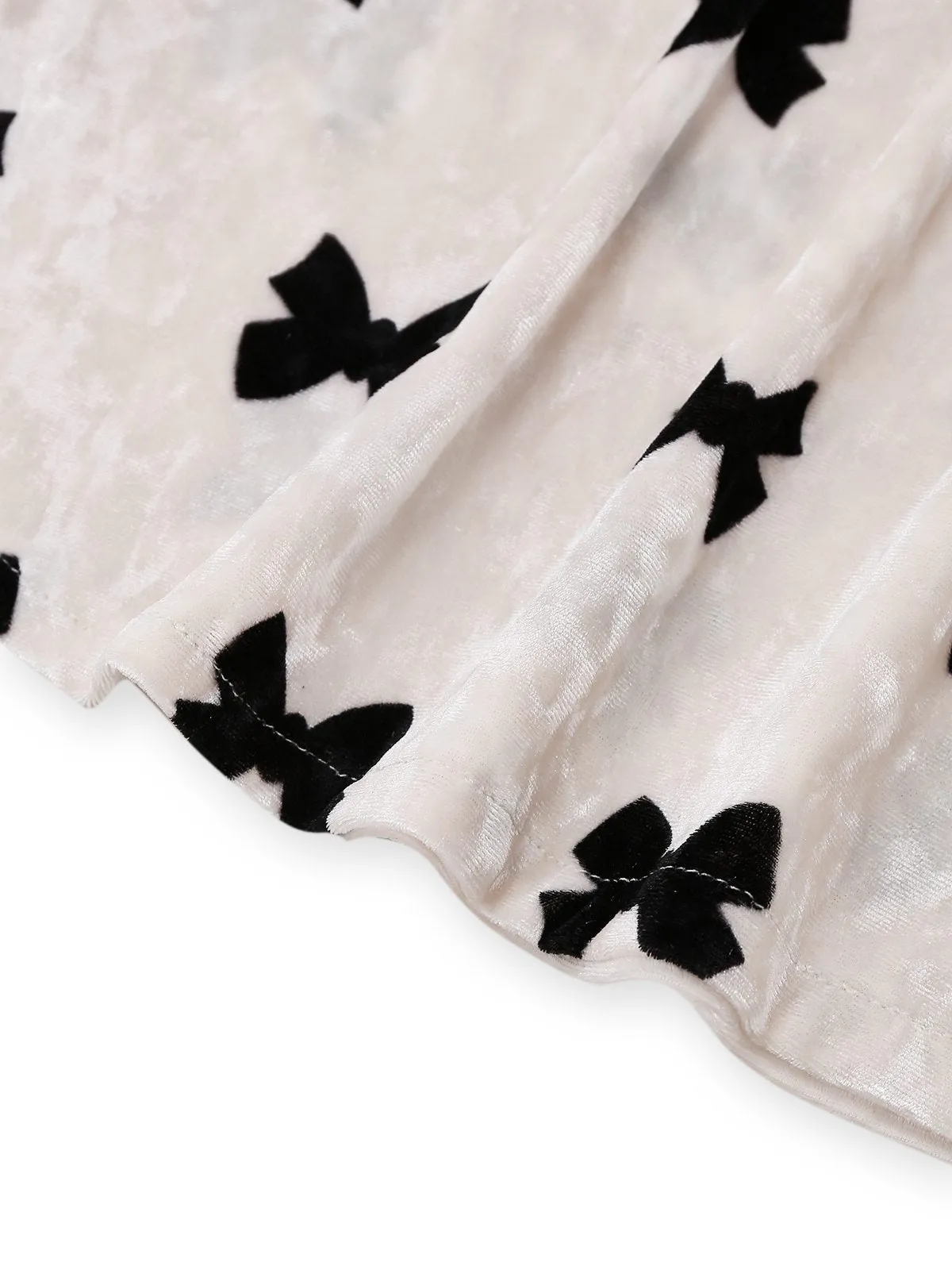 White 1940s Bow Print Velvet Pajama Set sold by Retro Stage product image thumbnail 4