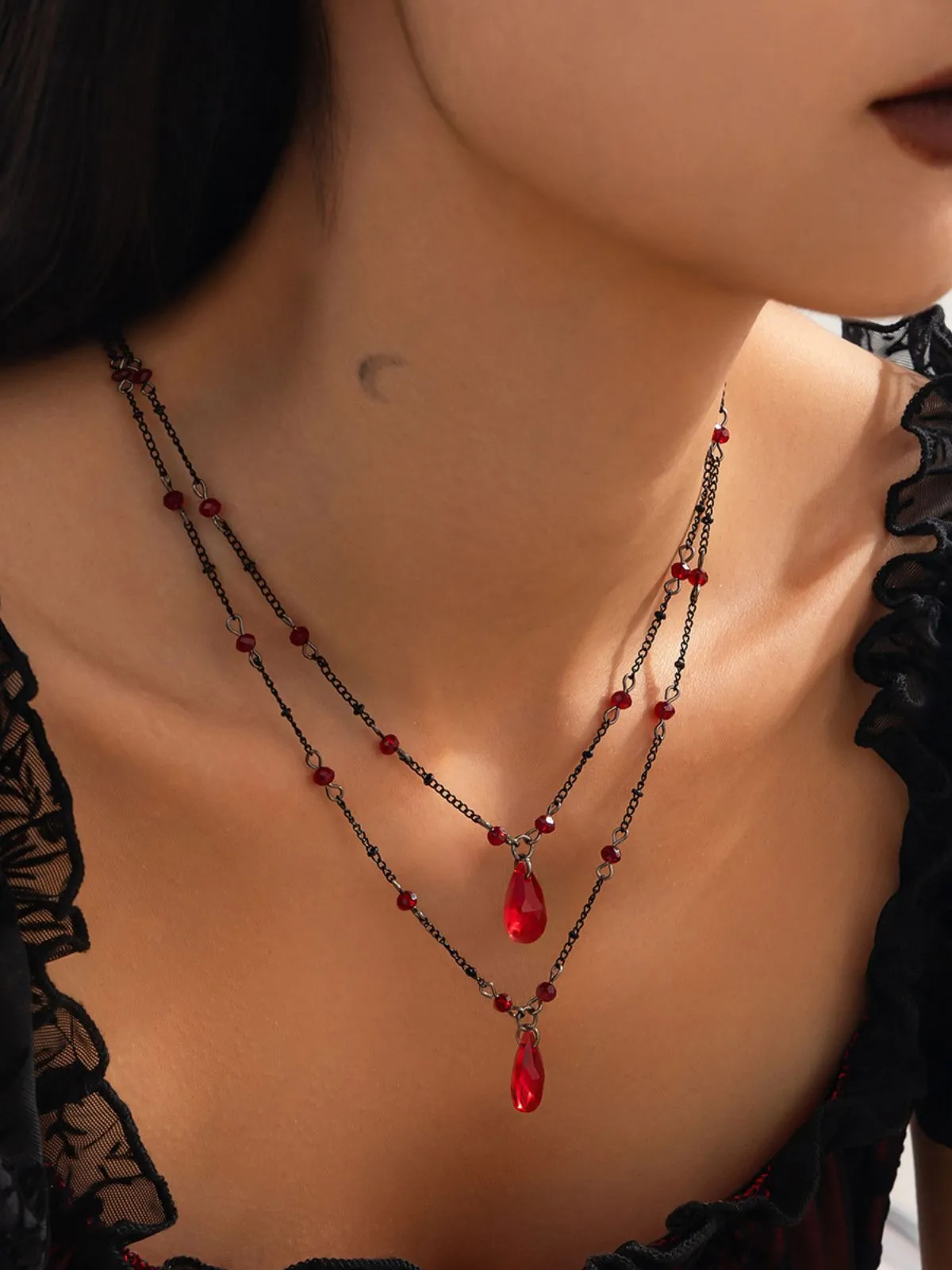 Gothic Double Layer Red Crystal Necklace sold by Retro Stage product image thumbnail 4