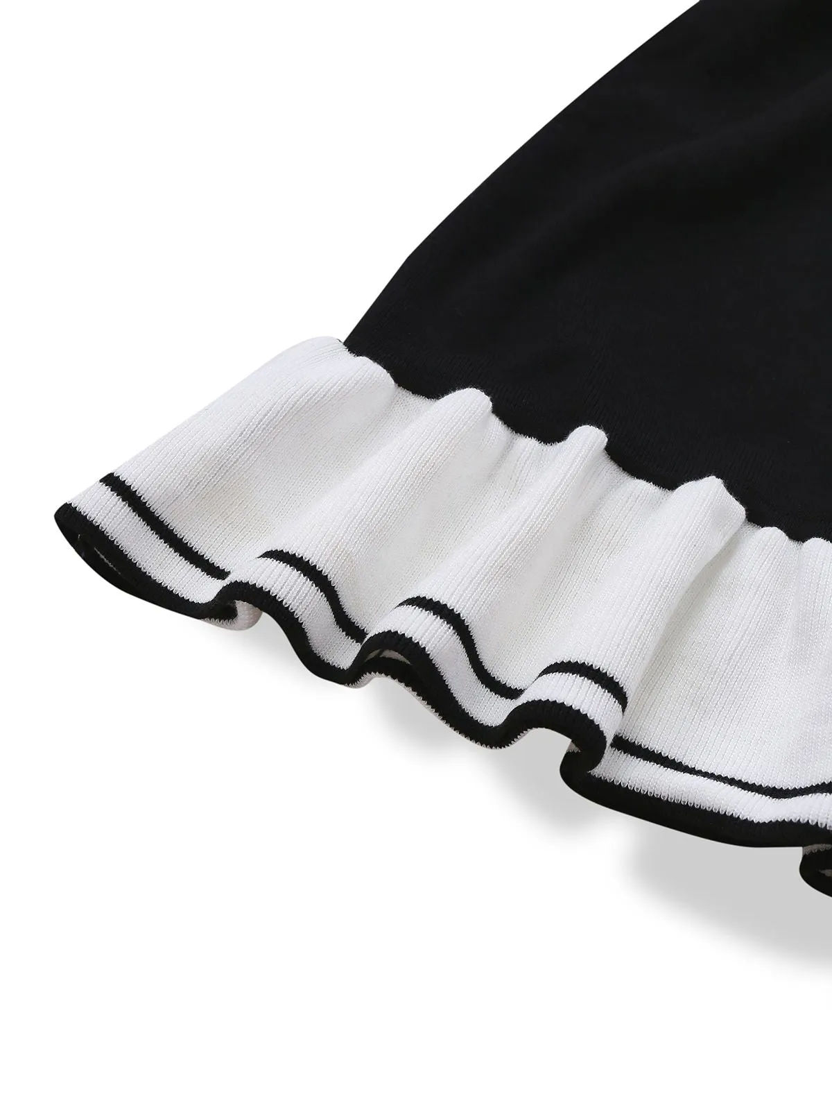 1970s Black & White Contrast Knitted Ruffle Dress sold by Retro Stage product image thumbnail 4