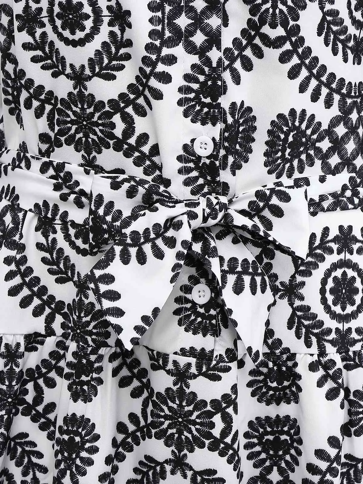 Black 1940s Lapel Tie-Waist Floral Sleeveless Dress sold by Retro Stage product image thumbnail 4