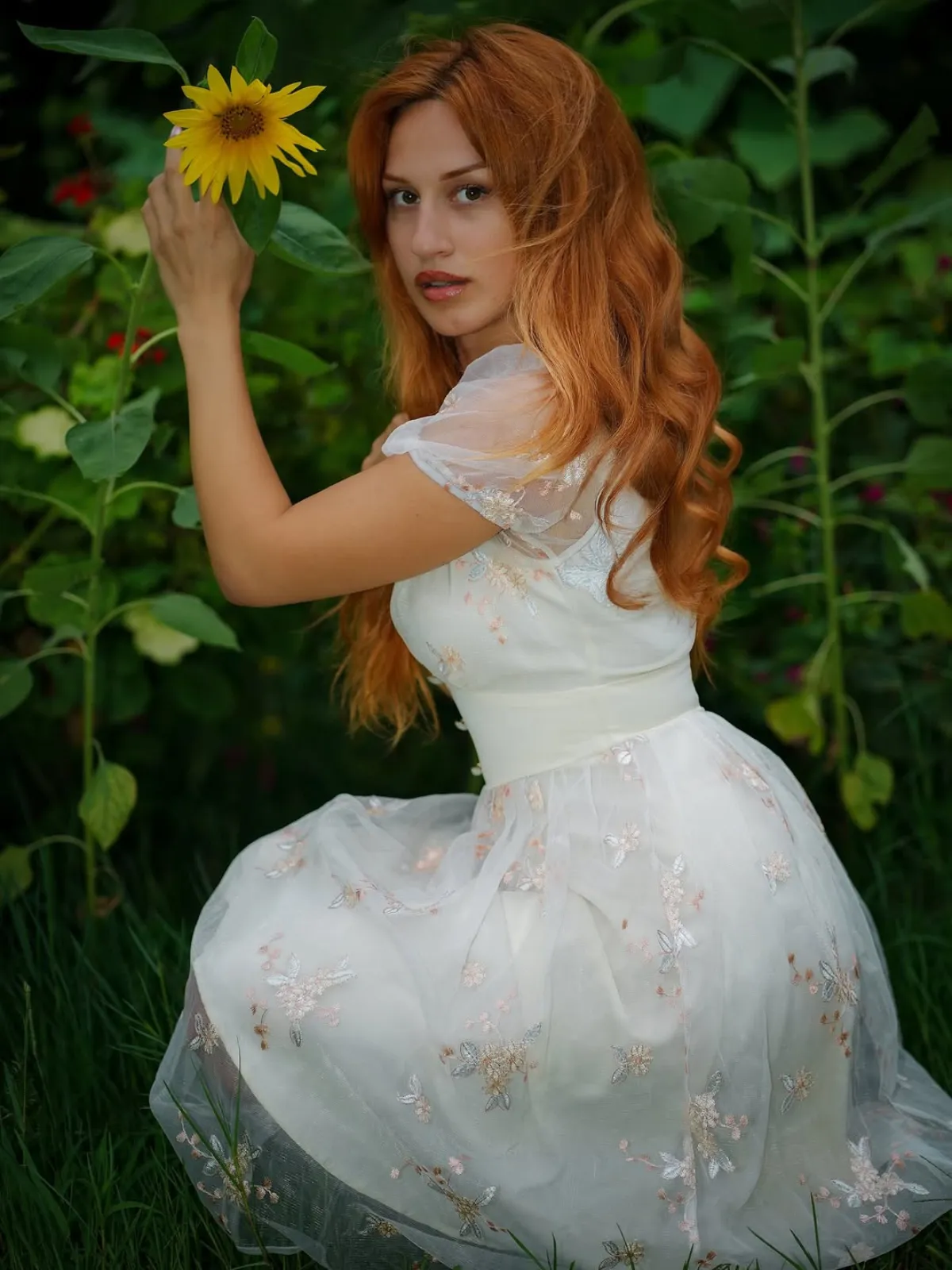 White 1950s Deep V-Neck Embroidered Floral Dress sold by Retro Stage product image thumbnail 2