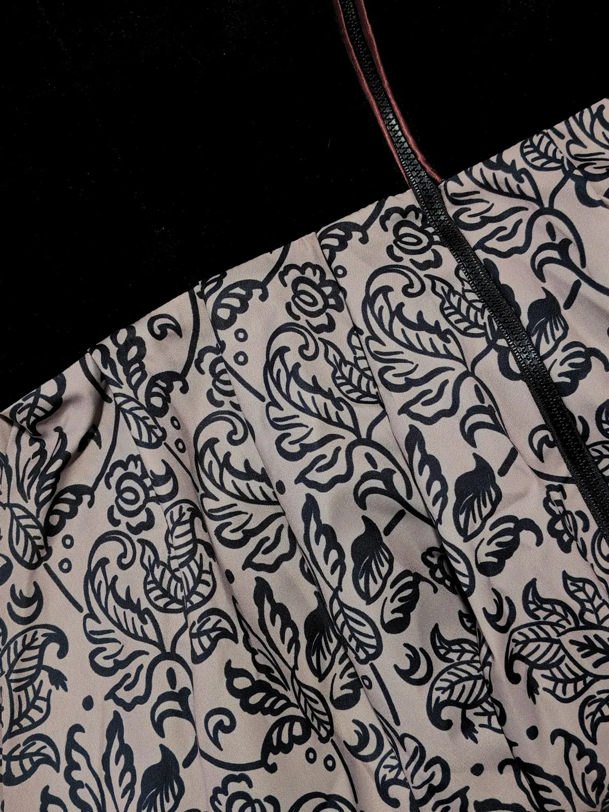 Brown 1950s Crochet Velvelt Dress & Satin Pleated Apron sold by Retro Stage product image thumbnail 3