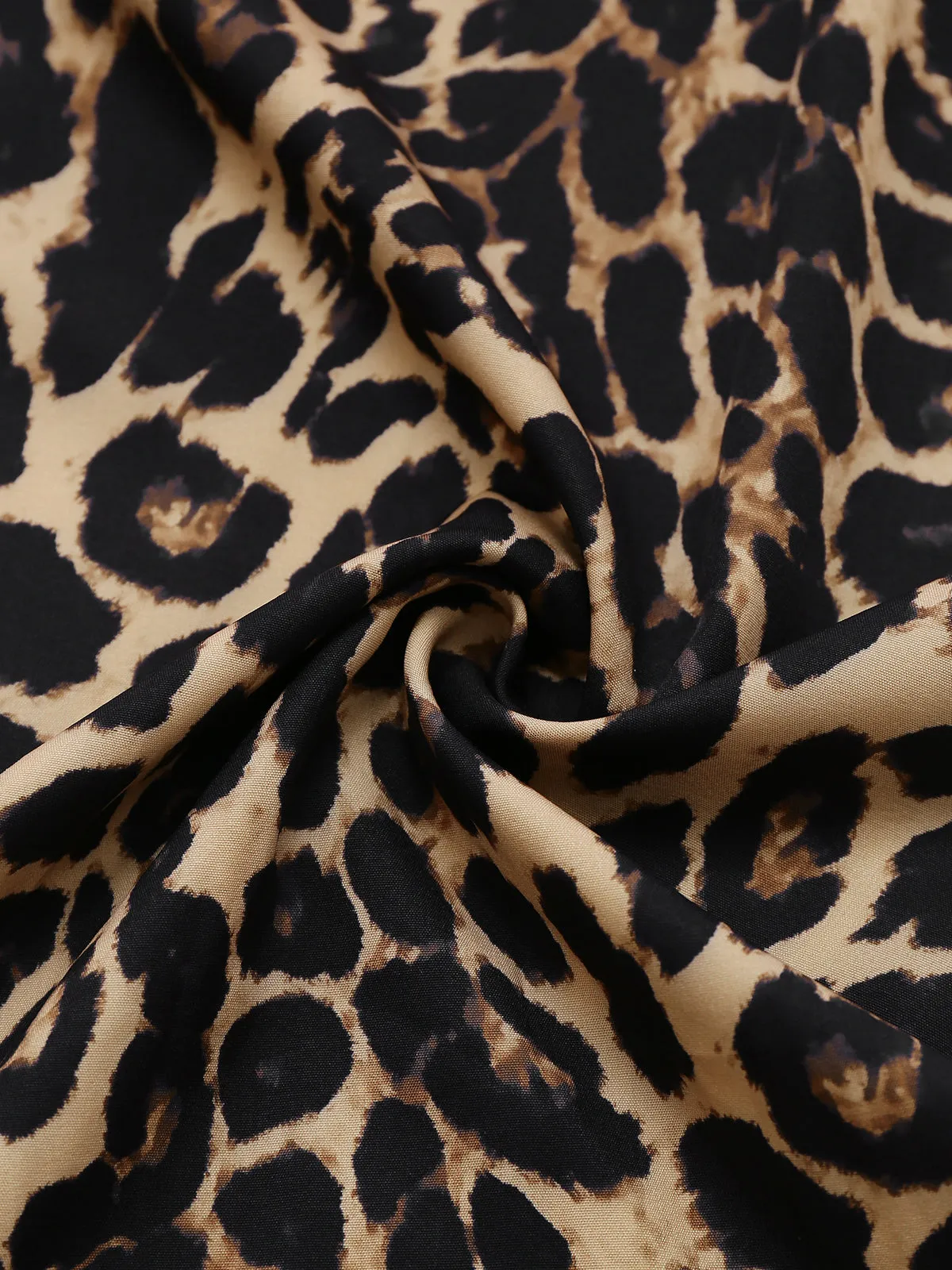 1970s Lapel Leopard Sleeveless Belted Jumpsuit sold by Retro Stage product image thumbnail 4