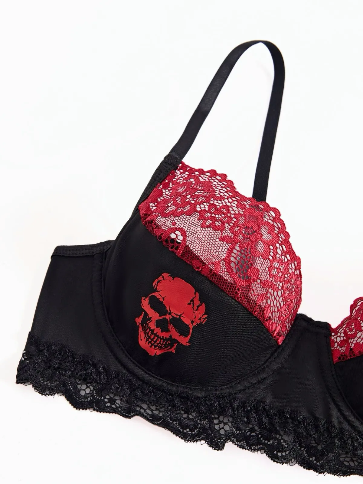 Black 1980s Gothic Skull Lace Patchwork Crop Top sold by Retro Stage product image thumbnail 4