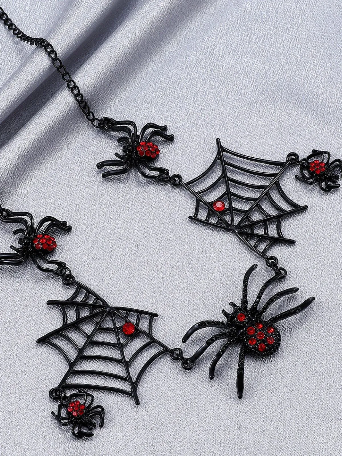 Vintage Gothic Spider & Web Alloy Necklace sold by Retro Stage product image thumbnail 4