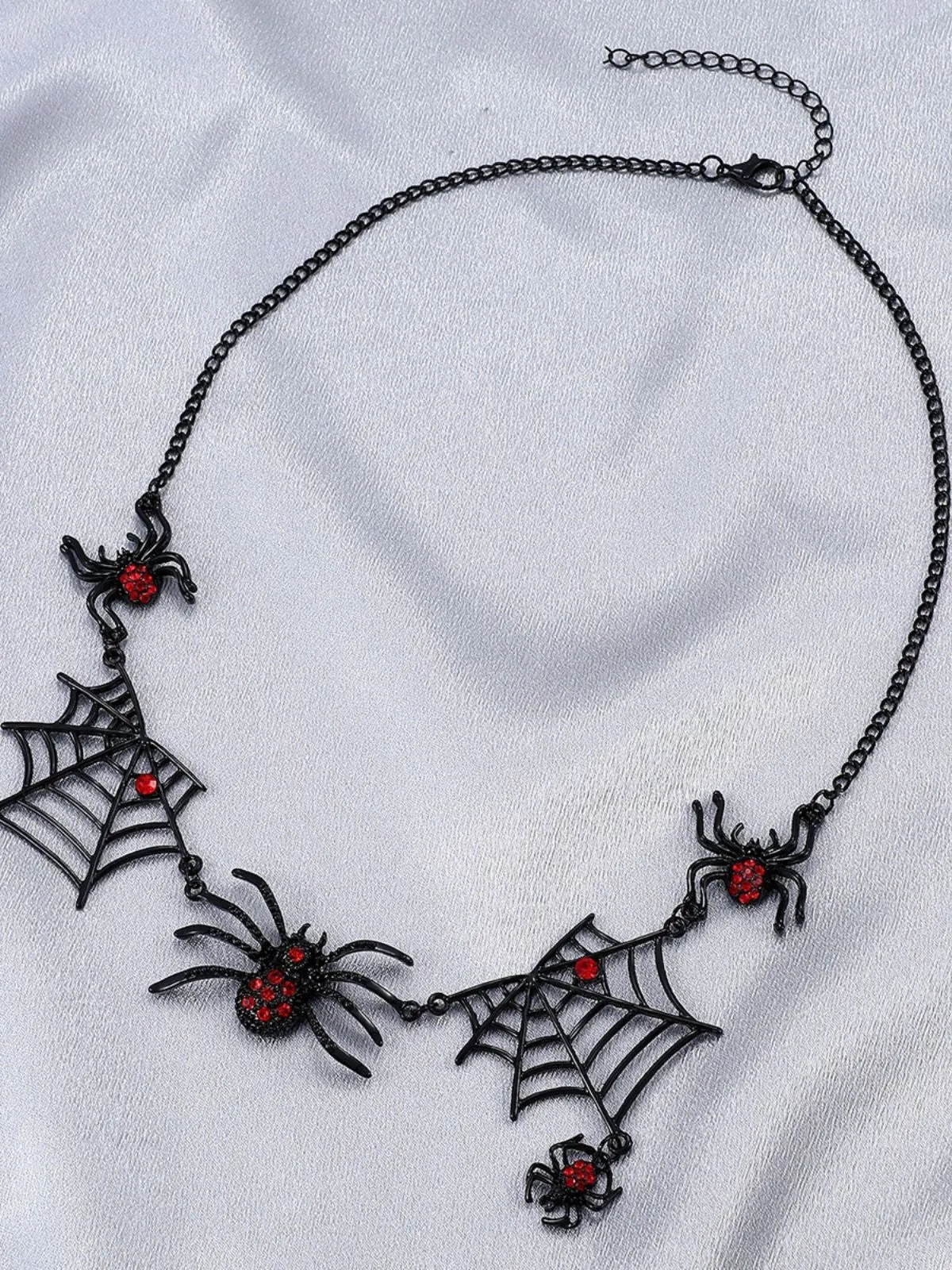 Vintage Gothic Spider & Web Alloy Necklace sold by Retro Stage product image thumbnail 3
