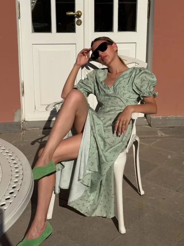 Green 1940s V-Neck Floral Lantern Sleeves Dress sold by Retro Stage