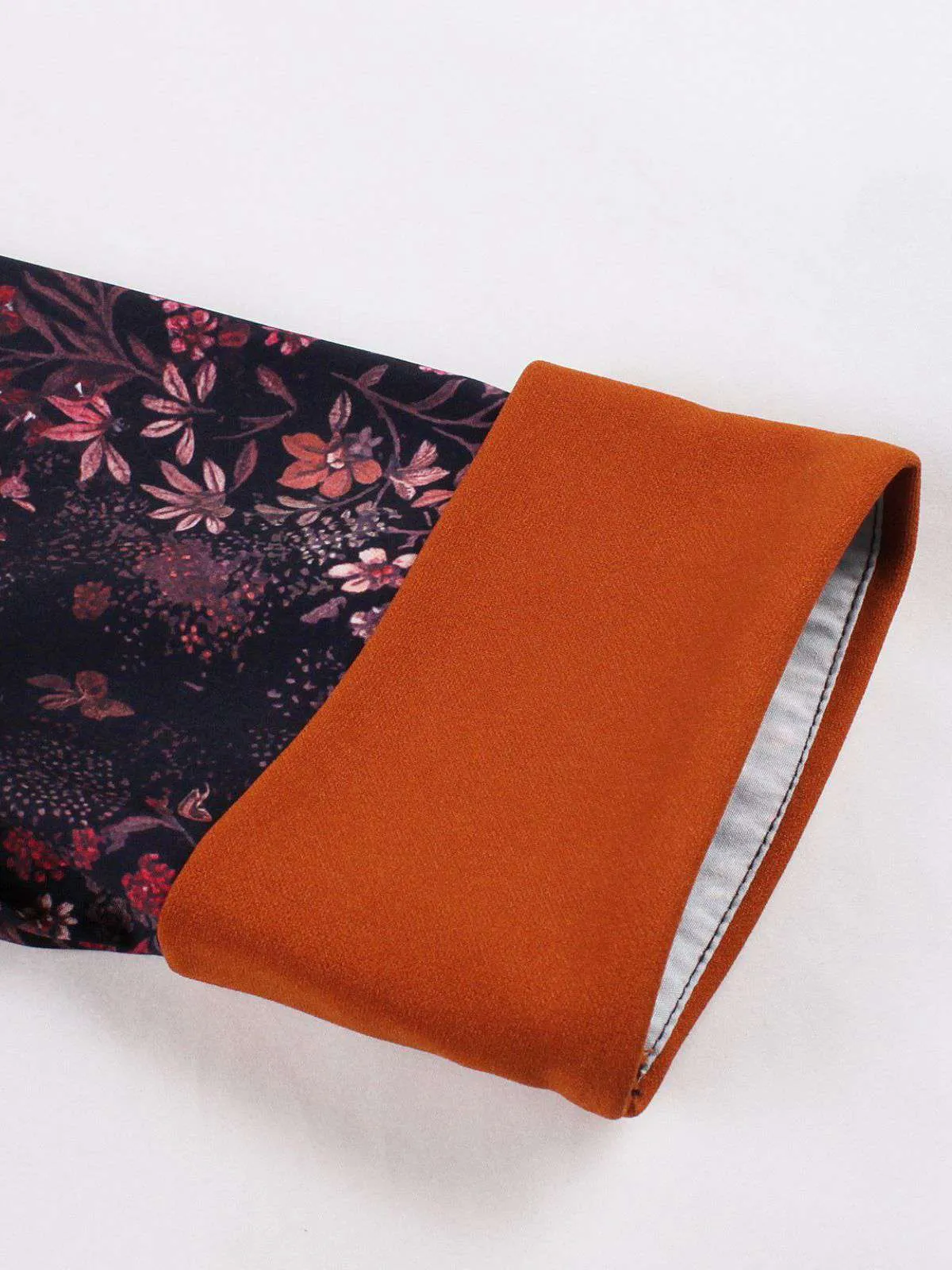 Brick Red 1950s Lapel Floral Patchwork Dress sold by Retro Stage product image thumbnail 5