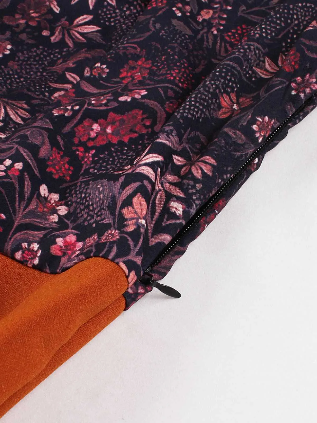 Brick Red 1950s Lapel Floral Patchwork Dress sold by Retro Stage product image thumbnail 4