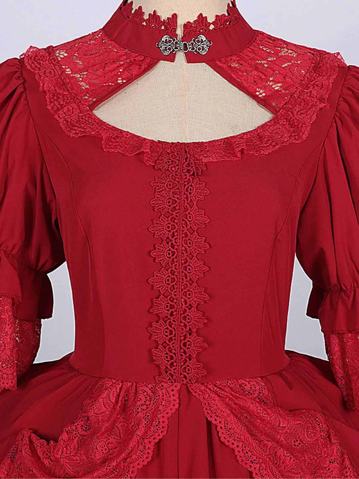 1950s Palace Style Cutout Neck Lace Patchwork Dress sold by Retro Stage product image thumbnail 3