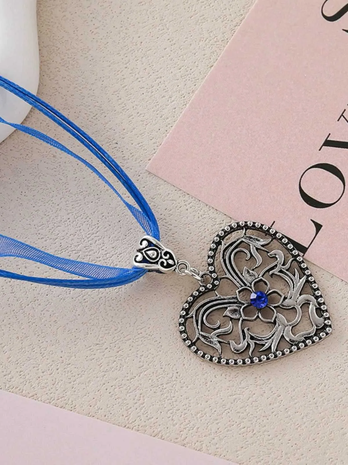 Vintage Ribbon Heart Flower Necklace sold by Retro Stage product image thumbnail 5