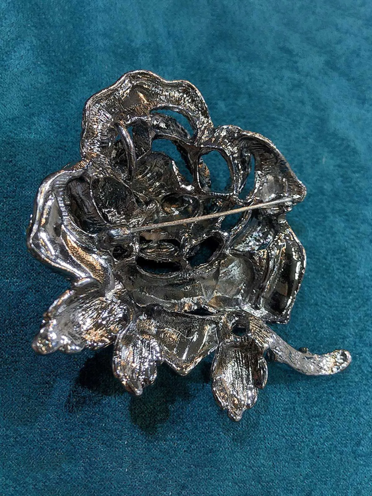 Vintage Rhinestones Rose Brooch sold by Retro Stage product image thumbnail 5