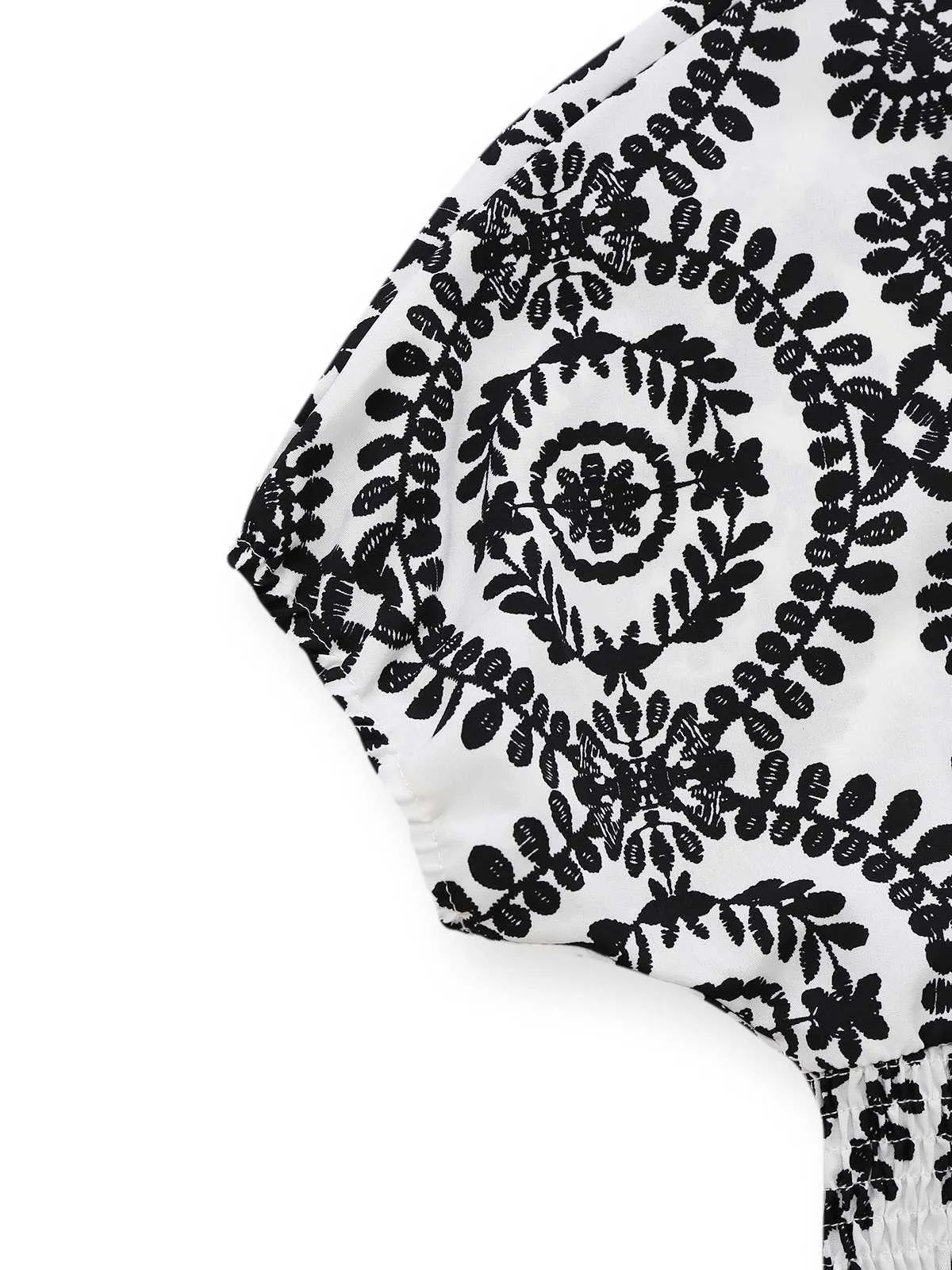 1970s V-Neck Boho Puff Sleeve Wide-Leg Jumpsuit sold by Retro Stage product image thumbnail 4