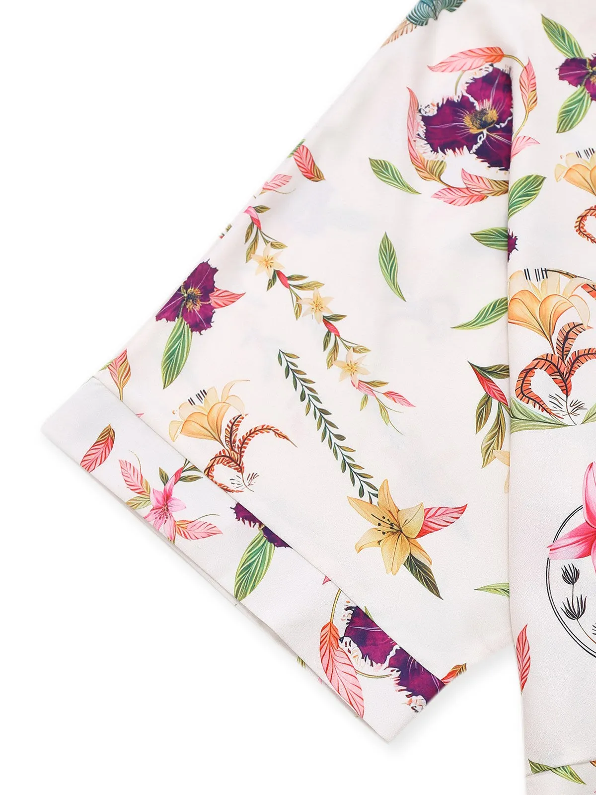 Multicolor 1950s Floral Lapel Batwing Sleeve Romper sold by Retro Stage product image thumbnail 4