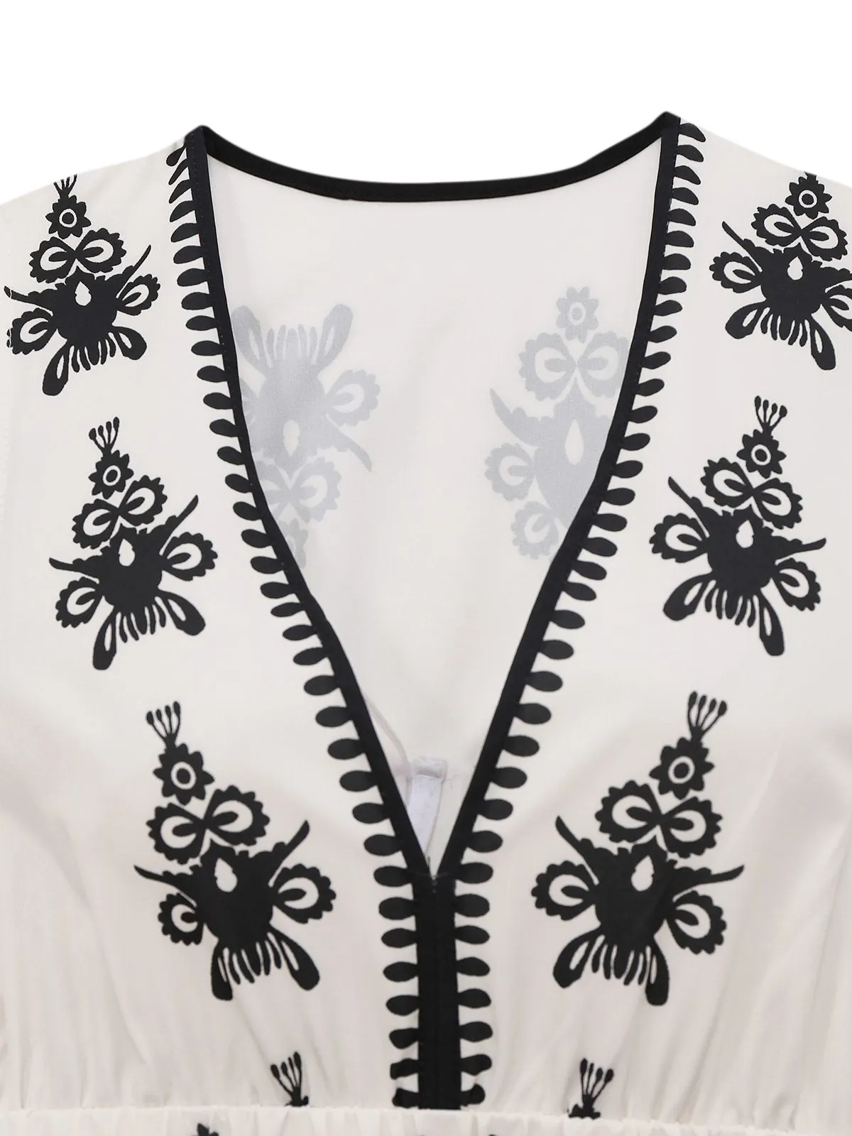 White 1970s Deep V Boho Floral Dress sold by Retro Stage product image thumbnail 3