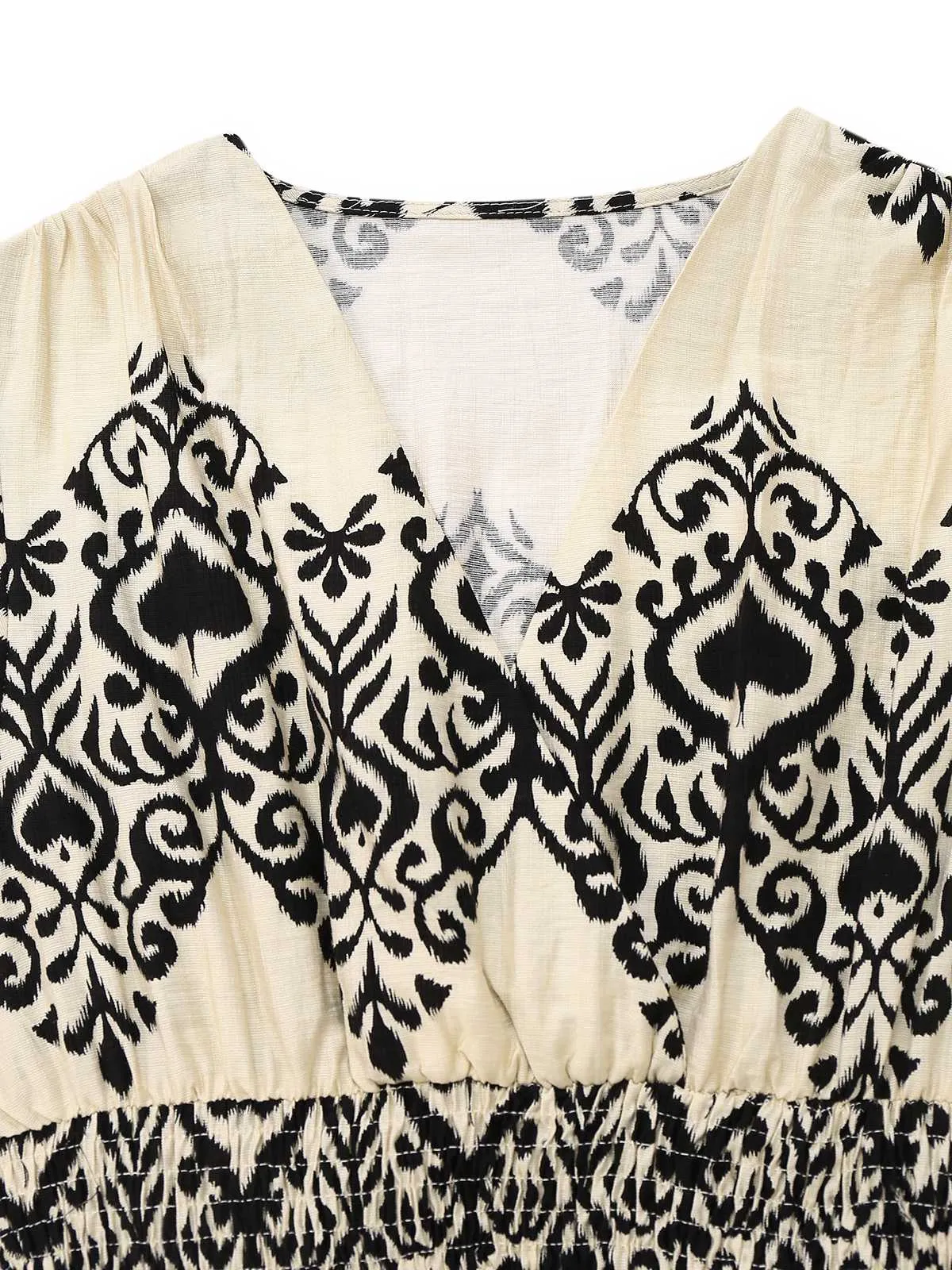 Apricot 1970s V-Neck Spades Prints Cap Sleeves Dress sold by Retro Stage product image thumbnail 3