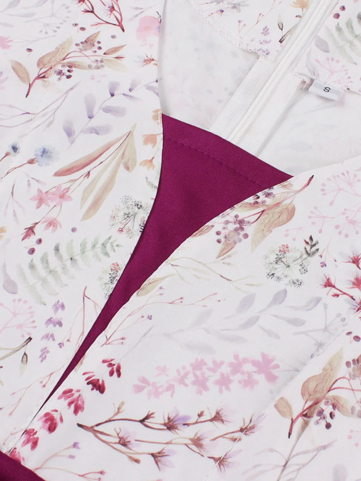 Rose Viole 1950s Sweetheart Bell Sleeves Floral Dress sold by Retro Stage product image thumbnail 5