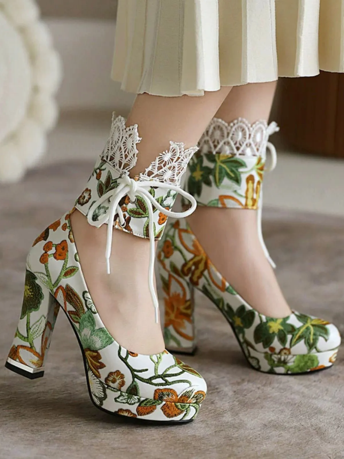 Vintage Lace-Up Embroidered Floral High Heels sold by Retro Stage product image thumbnail 4