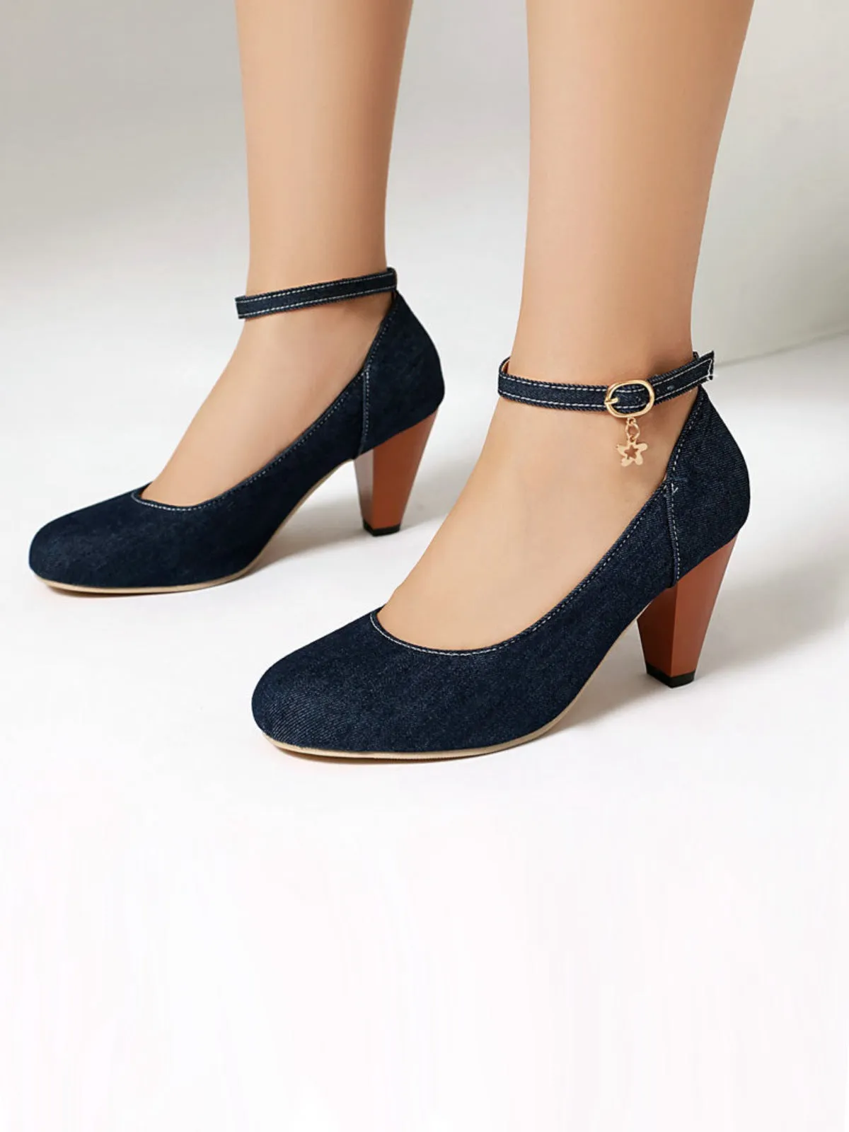 Denim Buckle Mary Janes Chunky Heels sold by Retro Stage product image thumbnail 4
