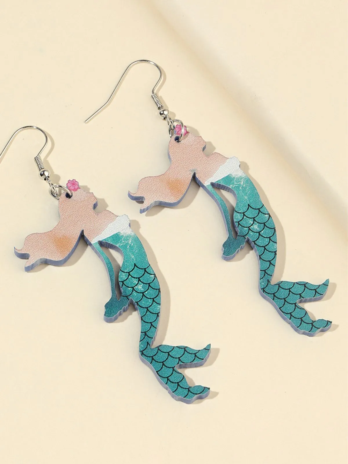 Retro Sea Creature Ombré Dangle Earrings sold by Retro Stage product image thumbnail 4