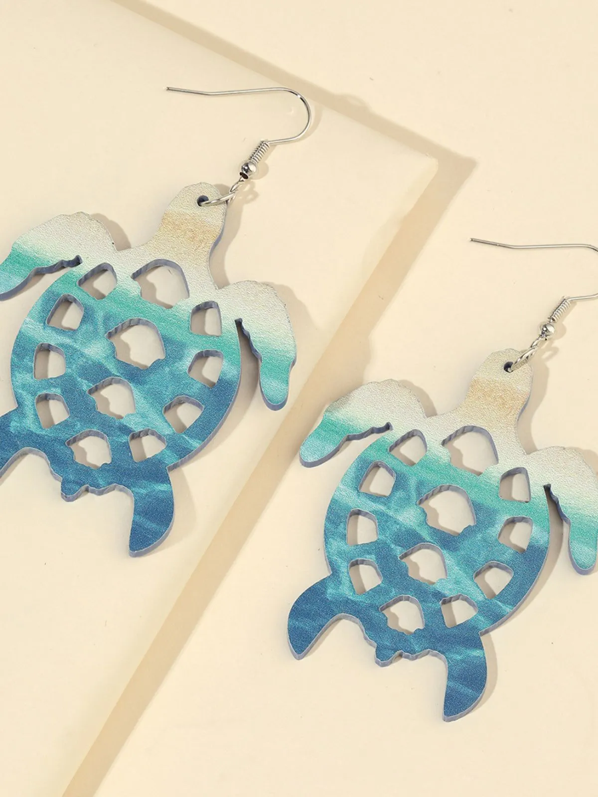 Retro Sea Creature Ombré Dangle Earrings sold by Retro Stage product image thumbnail 3