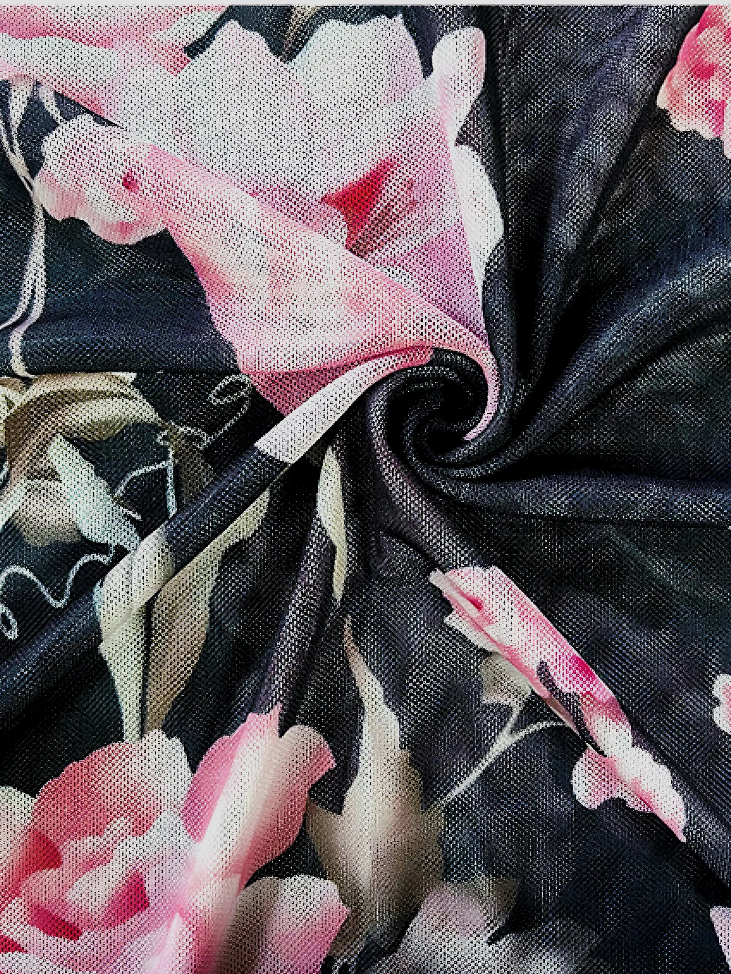 Black 1930s Floral Ruffled V-Neck Pajama Set sold by Retro Stage product image thumbnail 3