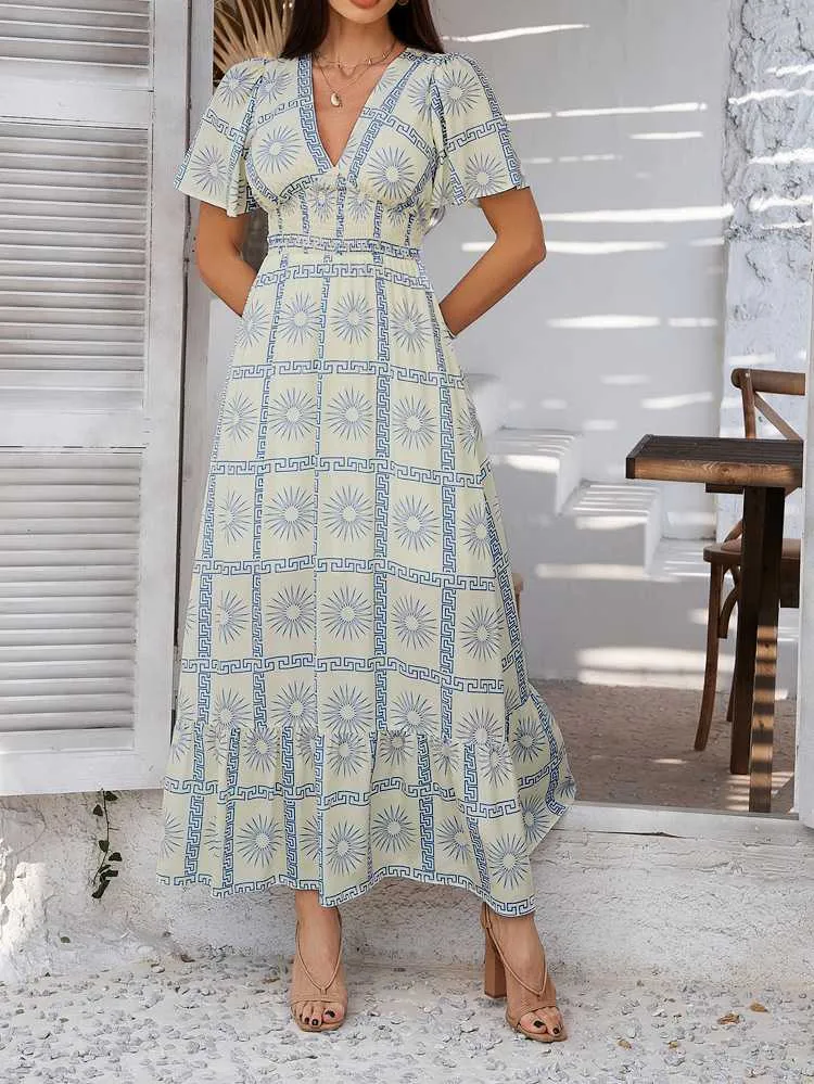 1970s V-Neck Boho Smocked-Waist Floral Dress sold by Retro Stage product image thumbnail 4
