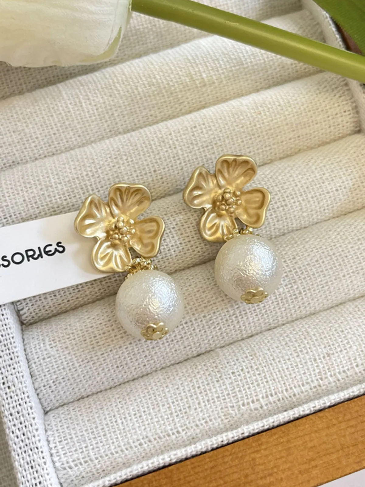 Retro Alloy Flower Pearl Earrings sold by Retro Stage product image thumbnail 2